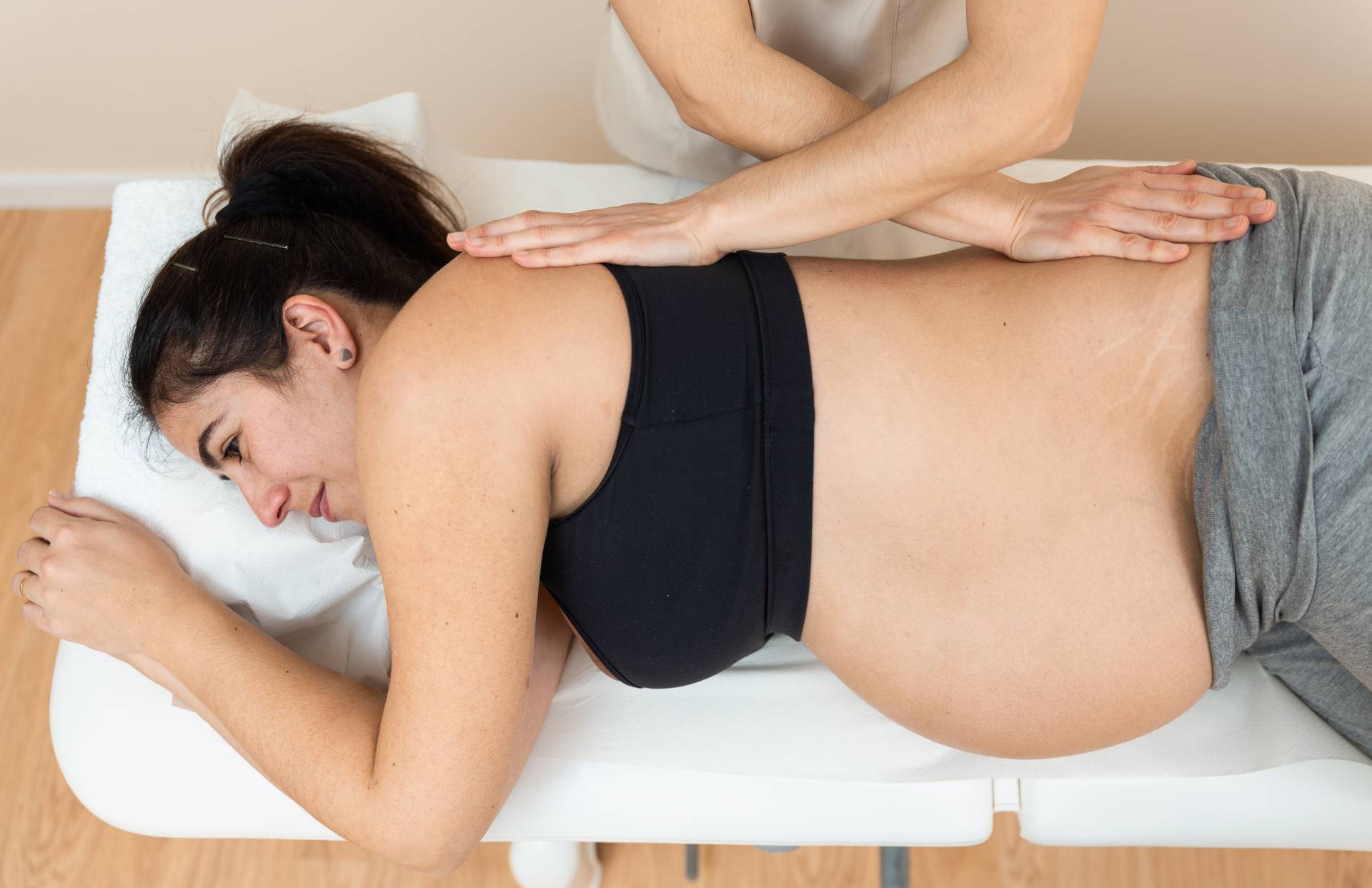pregnant-lady-massage-getty